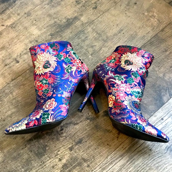 QUPID Milia in Blue - Picture 3 of 3